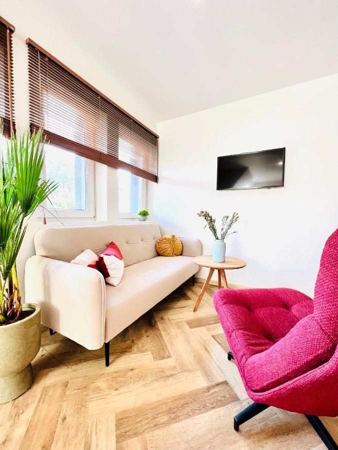 "Ku Sloncu" -Pokoje& Apartamenty - Jastrzębia Góra Buitenkant foto