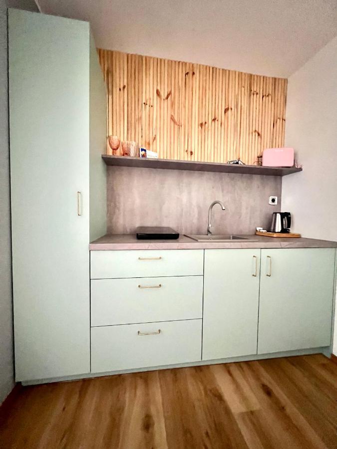 "Ku Sloncu" -Pokoje& Apartamenty - Jastrzębia Góra Buitenkant foto